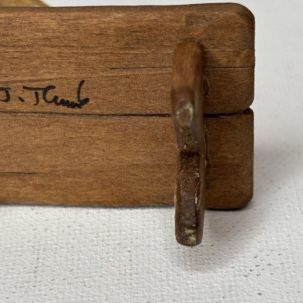 Vintage Dollhouse Miniature Bee Hive Bench by Sir Thomas Thumb Wood - Picture 8 of 16